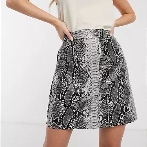 French Connection Snakeskin Mini Skirt - Picture 3 of 7